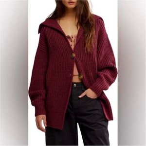 Free People Swim to Deep cardigan sweater M oversized burgundy chunky boho